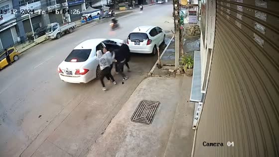 Group of men abduct elderly man in Tachileik, Myanmar