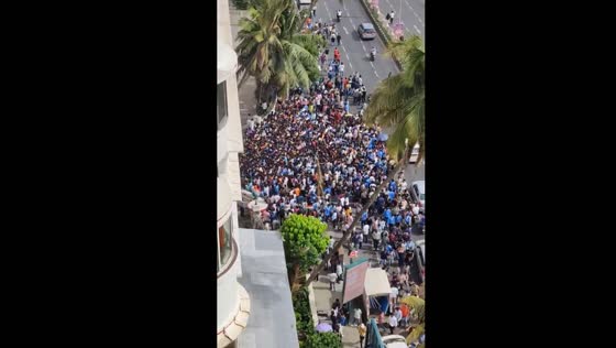 Crowds swarm Wankhede Stadium for Indian Cricket match