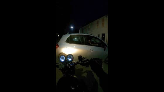 Motorcyclist gets petty revenge on car in London, UK