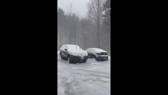Snow accumulates rapidly during snowstorm in Dayville, Connecticut, USA