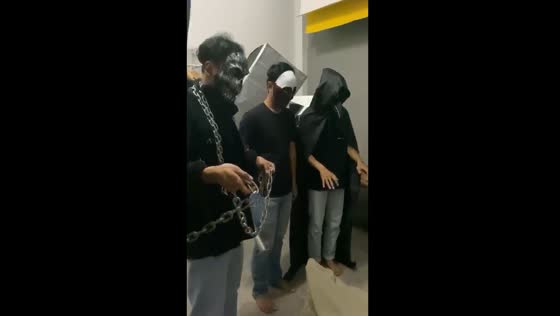 Sleeping friend gets spooked in hilarious prank video