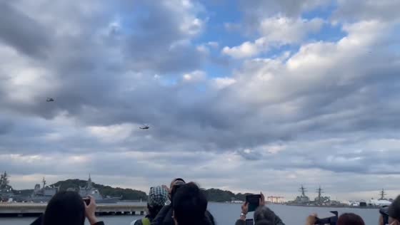 Marine One spotted carrying Trump and Takaichi in Yokosuka, Japan