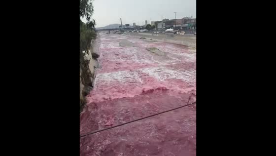 Abnormal red color in Rimac River raises concerns in Lima, Peru