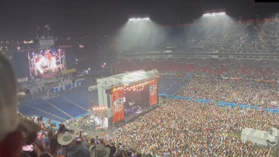 George Strait's Nashville stadium show: an abrupt end in the pouring rain sparks outrage among fans