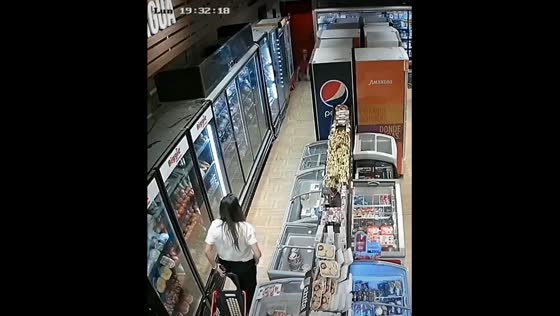  Shopper takes a tumble, bounces back unfazed