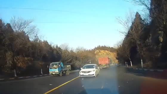 Collision caught on dash cam in Shanxi province, china