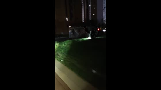 Drunk riders lose balance and crash electric motorcycle in Liaoning, China