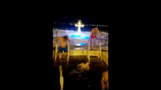 A man almost drowns during epiphany bathing in Russia
