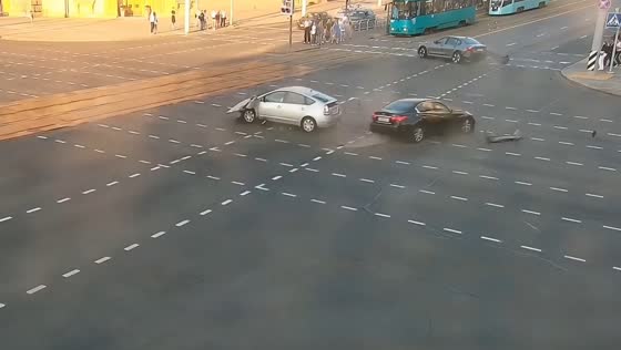 Woman without a license crashes into two cars in Minsk, Belarus