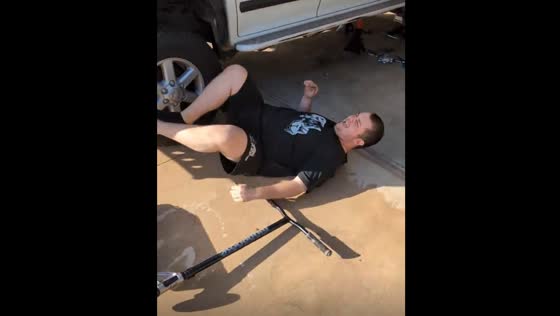 Person falls off kick scooter in Adelaide