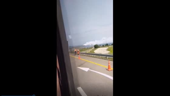Smoke screen causes brief traffic disruption on Crimean bridge