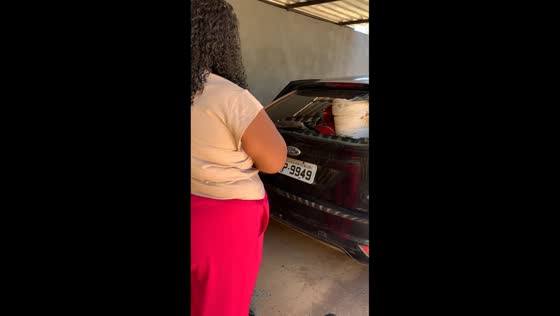 Car trunk rear glass shatters unexpectedly, São Luís de Montes Belos, Brazil