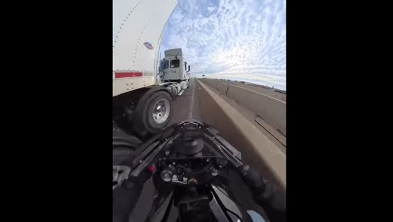 Motorcycle rider shares close call in Fort Worth, Texas