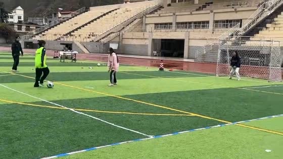 Girls score unusual goal after ball bounces off goalkeeper's head in Sichuan, China