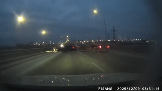 Car skids into guardrail after failed overtake in Tyumen Bypass, Russia