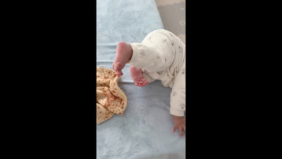 Baby tumbles off bed after rejecting Chinese flatbread in Hebei, China