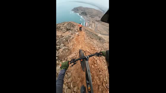 Thrilling first ride: conquering 'the maximum' descent in Lima, Peru