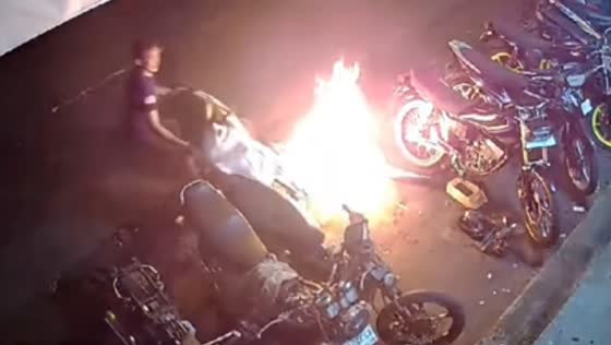 Fire at workshop in Gianyar, Bali quickly contained by individuals