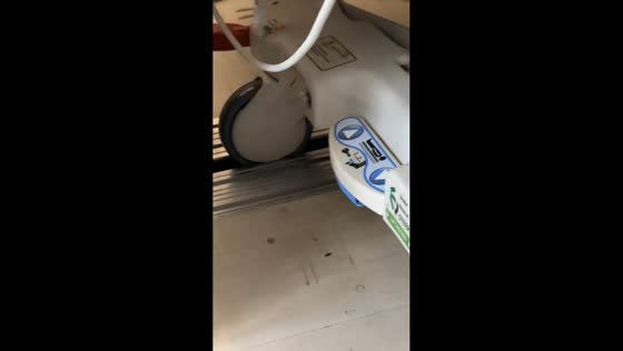 Nurse gets bed stuck during CT trip in San Antonio, Texas, USA