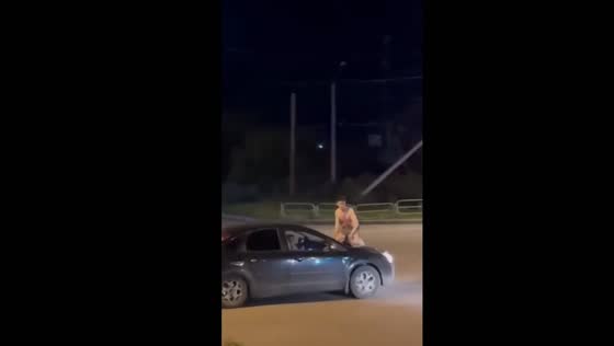 Man armed with knife causes chaos in Magnitogorsk, Russia