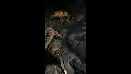 Ukrainian soldiers await all morning in trenches amid Russia-Ukraine conflict