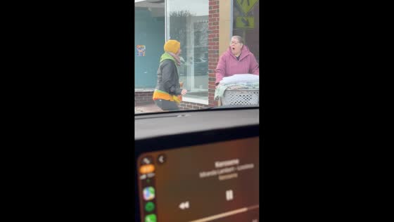 Mother surprised by daughter during holiday reunion in New York, USA