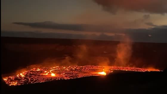 The stunning view of Hawaii's Kilauea volcano is erupting again.