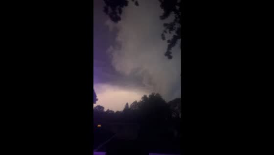 Close encounter: tornado warning in Elkhorn, Wisconsin
