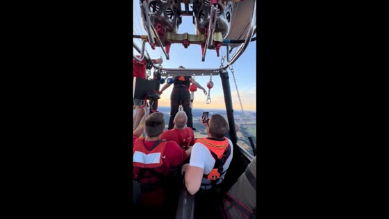 Bungy jump from hot-air balloon in Västerås, Sweden