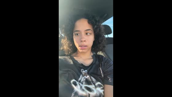 Woman's eyes fail to sync after dentist visit in Spring Hill, Florida, USA