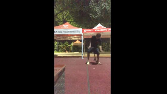 Skater's attempted flip ends in painful fail