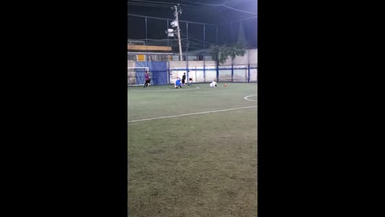 Football game collision leads to two players falling in State of Mexico