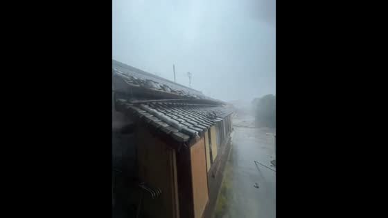 Heavy rain and tornado in Makinohara, Japan