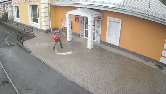 Man in camouflage attempts arson at Russian Cafe over fruit slice complaint