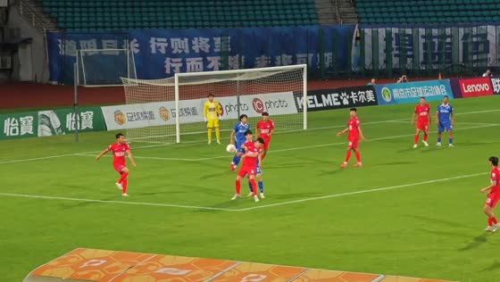 Football mishap leaves player struck by teammate’s kick in Jiangsu, China