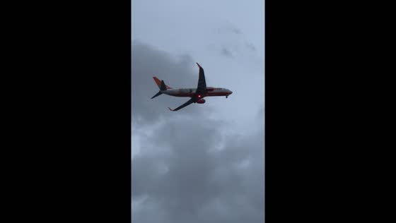 Plane struggles to land at Fukuoka Airport amid typhoon