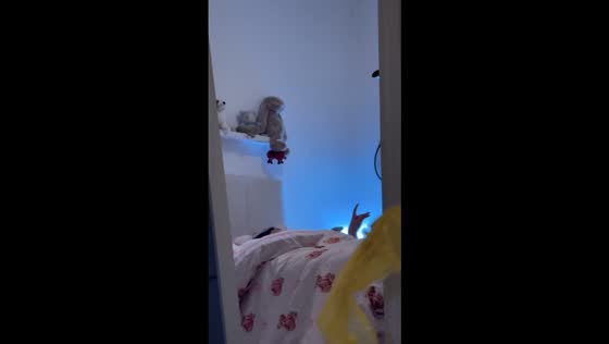 Boyfriend unknowingly caught singing loudly in Truro, England, UK