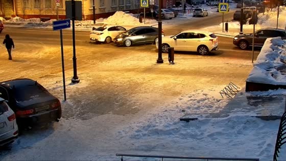 CCTV captures woman dragged by car in Tyumen, Russia