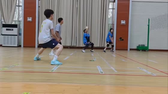 Volleyball spike hits player in the face in Shandong, China