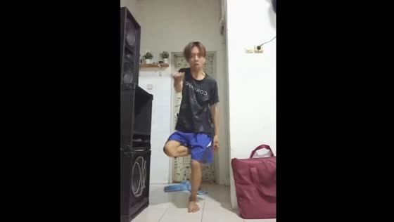 Insane one-leg jump trick goes wrong in Jakarta: hilarious toilet fall caught on camera!