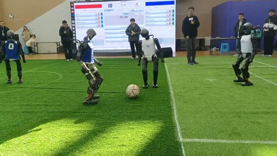 Robots compete in football match in Shandong, China