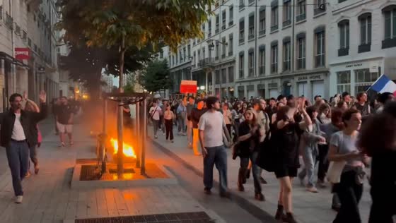 Protests erupt in Lyon's Place Bellecour over far-right parliamentary victory