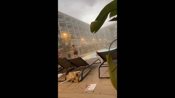 Strong winds and thunderstorms hit Santa Ponça, Mallorca, Spain