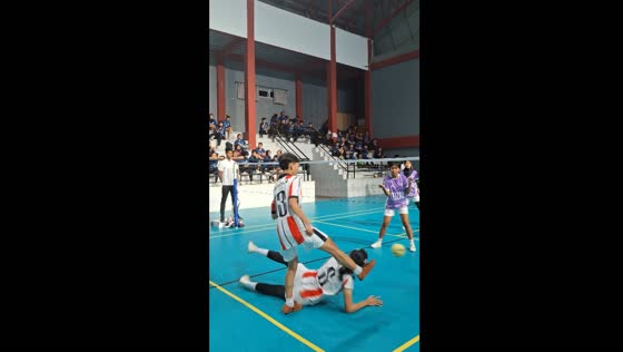 Player accidentally kicked in head during ball game