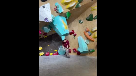 Woman hits head while bouldering in Seoul, South Korea