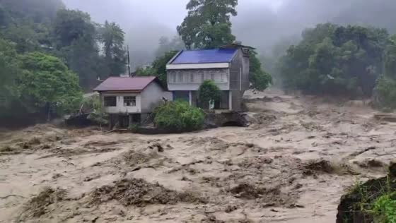 Historic flash floods and landslides devastate villages in Hunan, China
