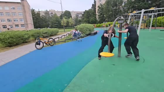 Man loses grip and falls while spinning on playground ride in Saint Petersburg, Russia