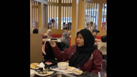 Chopstick fail: meat twirling goes viral at Sukiya Restaurant in Selangor, Malaysia