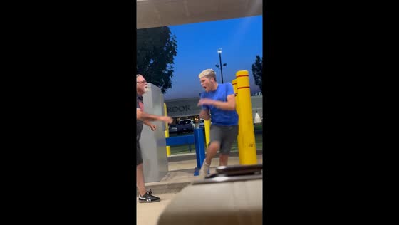 Father jumps out to scare his son in Tulsa, Oklahoma, USA