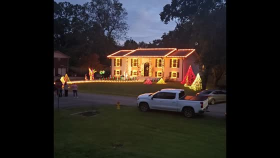 Christmas lighting ceremony surprise in Gardendale, USA